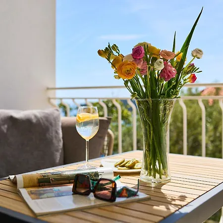 Hedera Estate, Hedera A9 Dubrownik