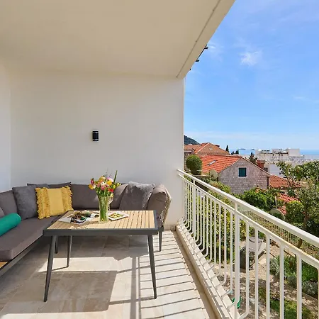 Hedera Estate, Hedera A9 Dubrownik