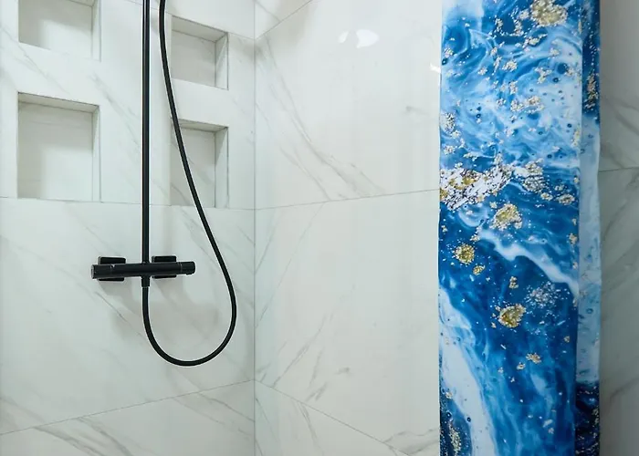 Hedera Estate, Hedera A9