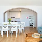 Hedera Estate, Hedera A9 *
